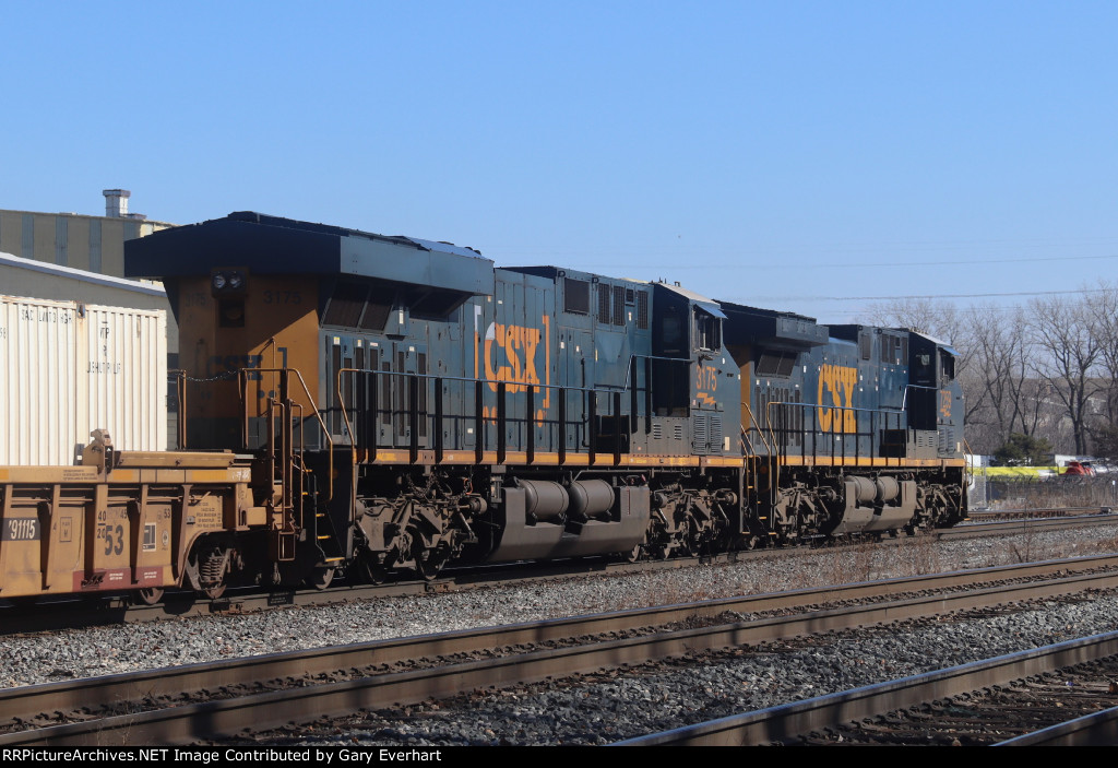 CSX ES44C-H #3175 & CSX CM44AC #7259